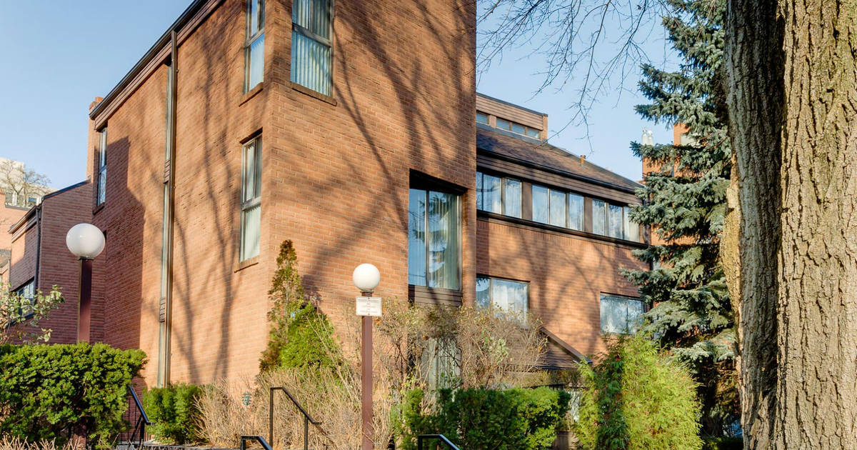 Condo of the week 10 Walker Avenue