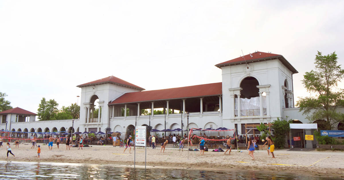 Sunnyside Beach is Toronto's most historic summer hangout