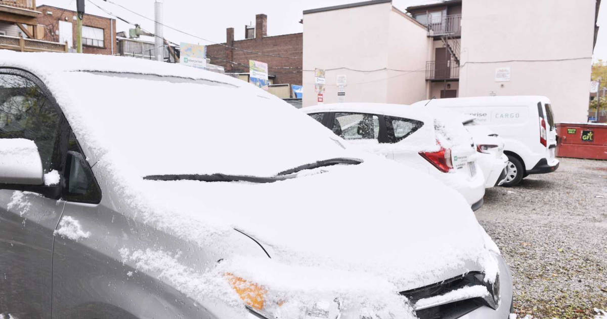 First Snow Of The Season Throws Toronto Into A Tizzy
