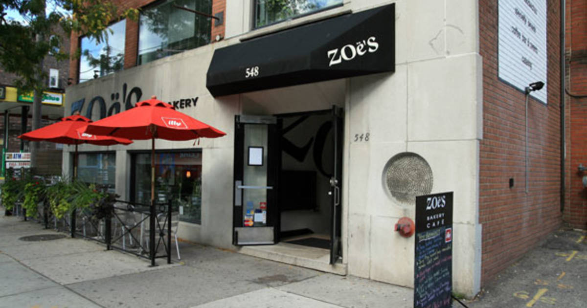 loose fitting 1920s dress