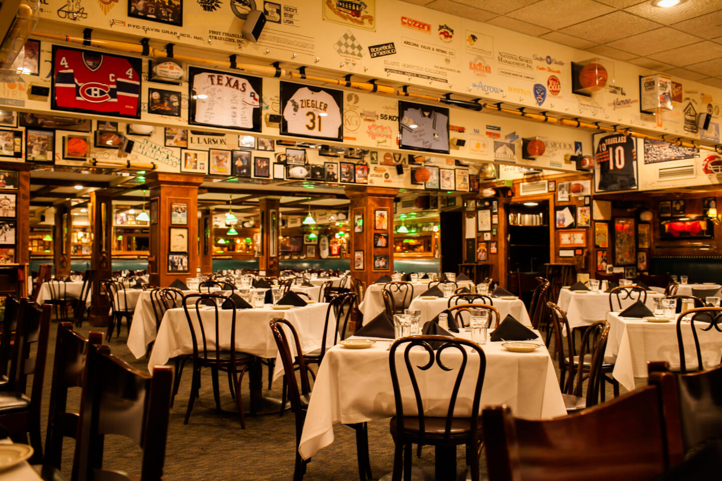 Lettuce Look Back Highlights of Lettuce Entertain You from 1971