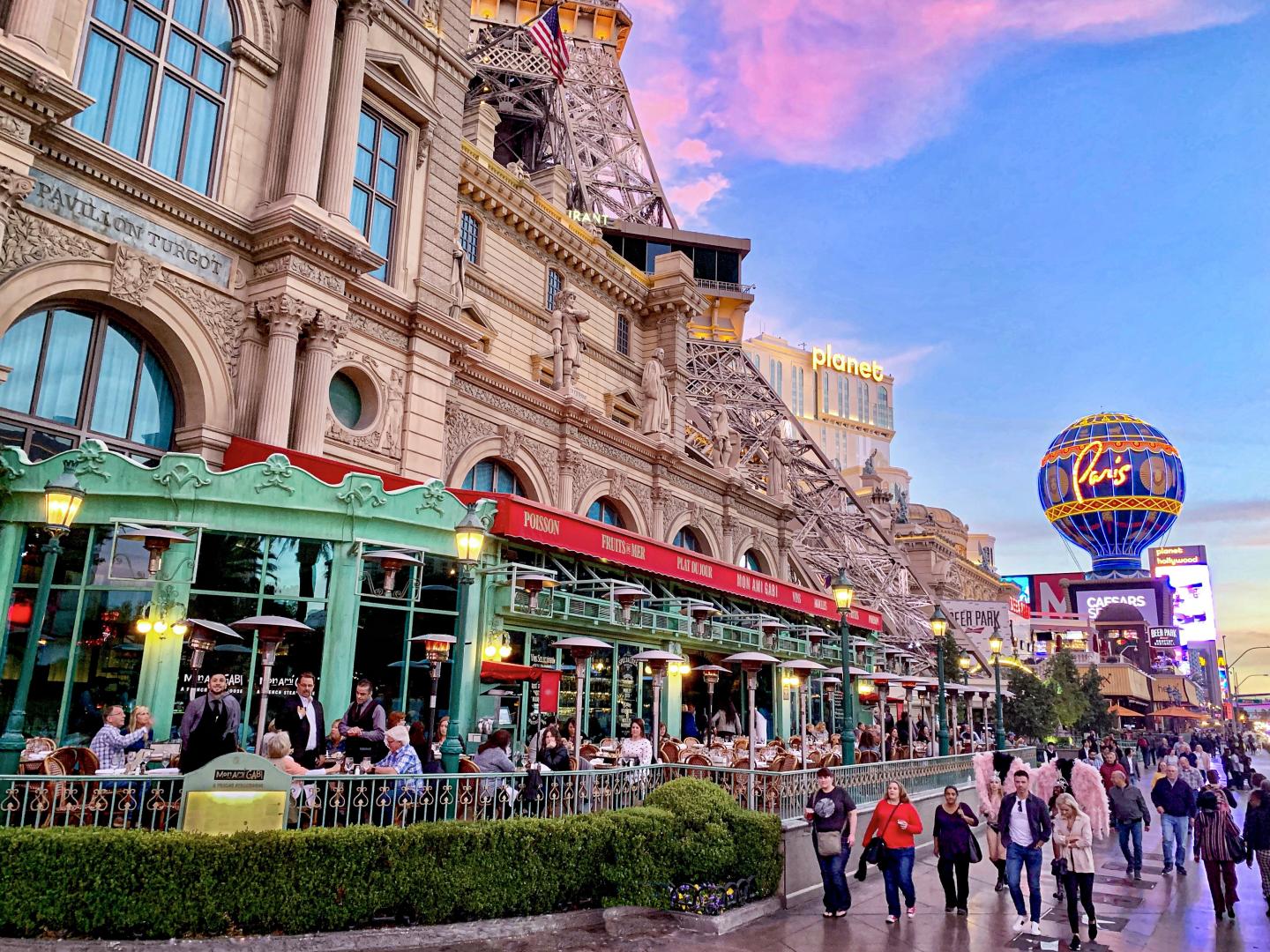 Lettuce Look Back Highlights of Lettuce Entertain You from 1971