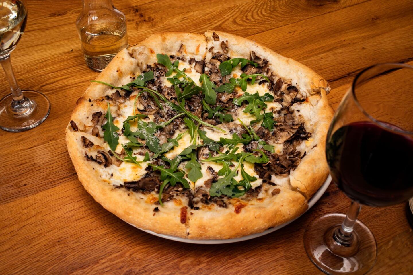 Saranello's whit epizza and wine