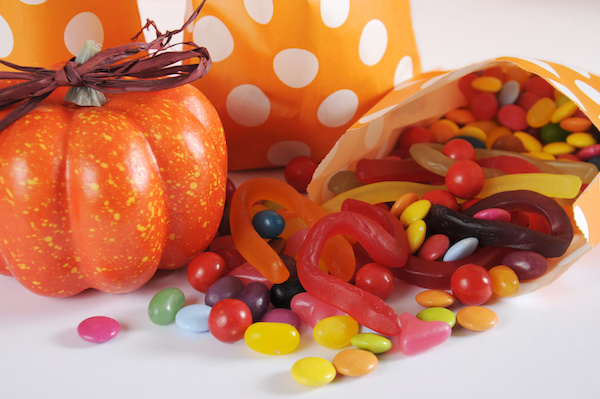 Got Braces? Avoid These Types of Halloween Candy - Reddick Orthodontics