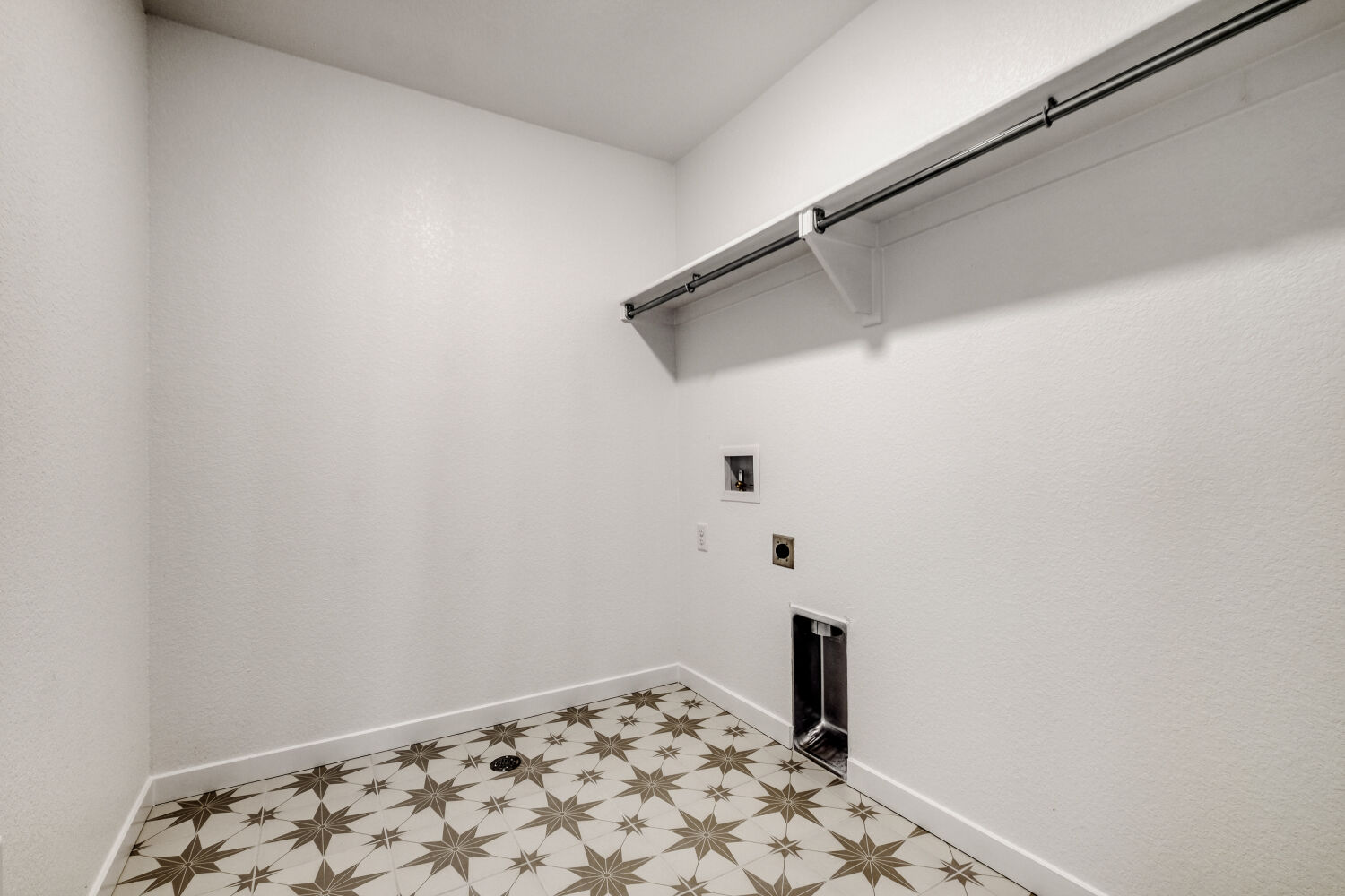 8702 Long Beach - Laundry Area. 5br New Home in Colorado Springs, CO