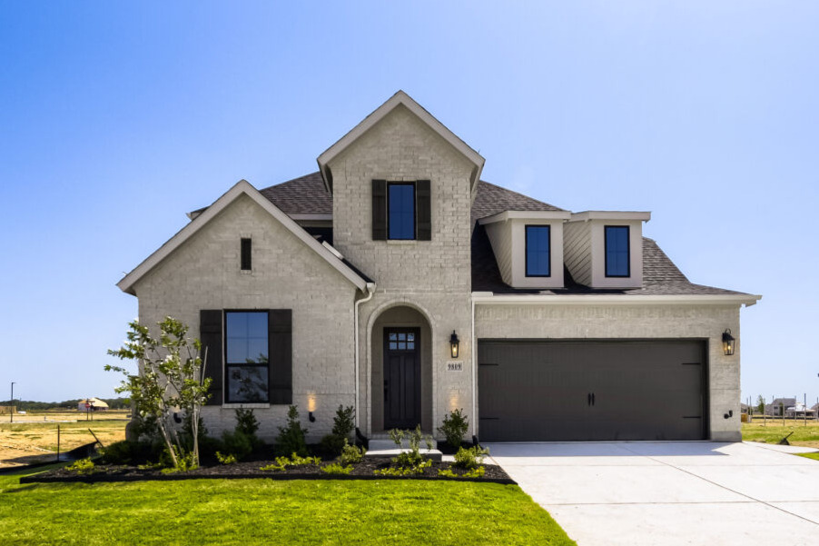 Plan 1563 at 9809 Morning Cloak Drive, Denton, Texas: photo 1