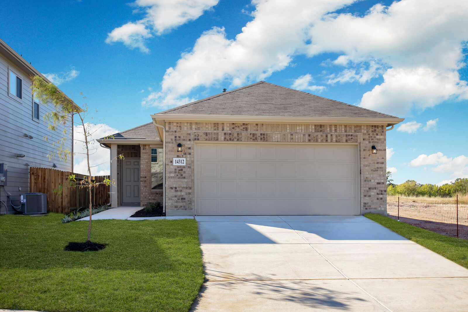 14312 Iron knight_Benbrook G