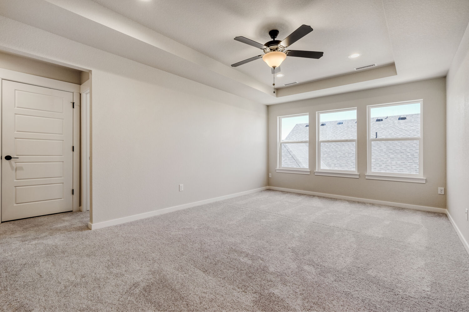 8702 Long Beach - Primary Bedroom. Colorado Springs, CO New Home