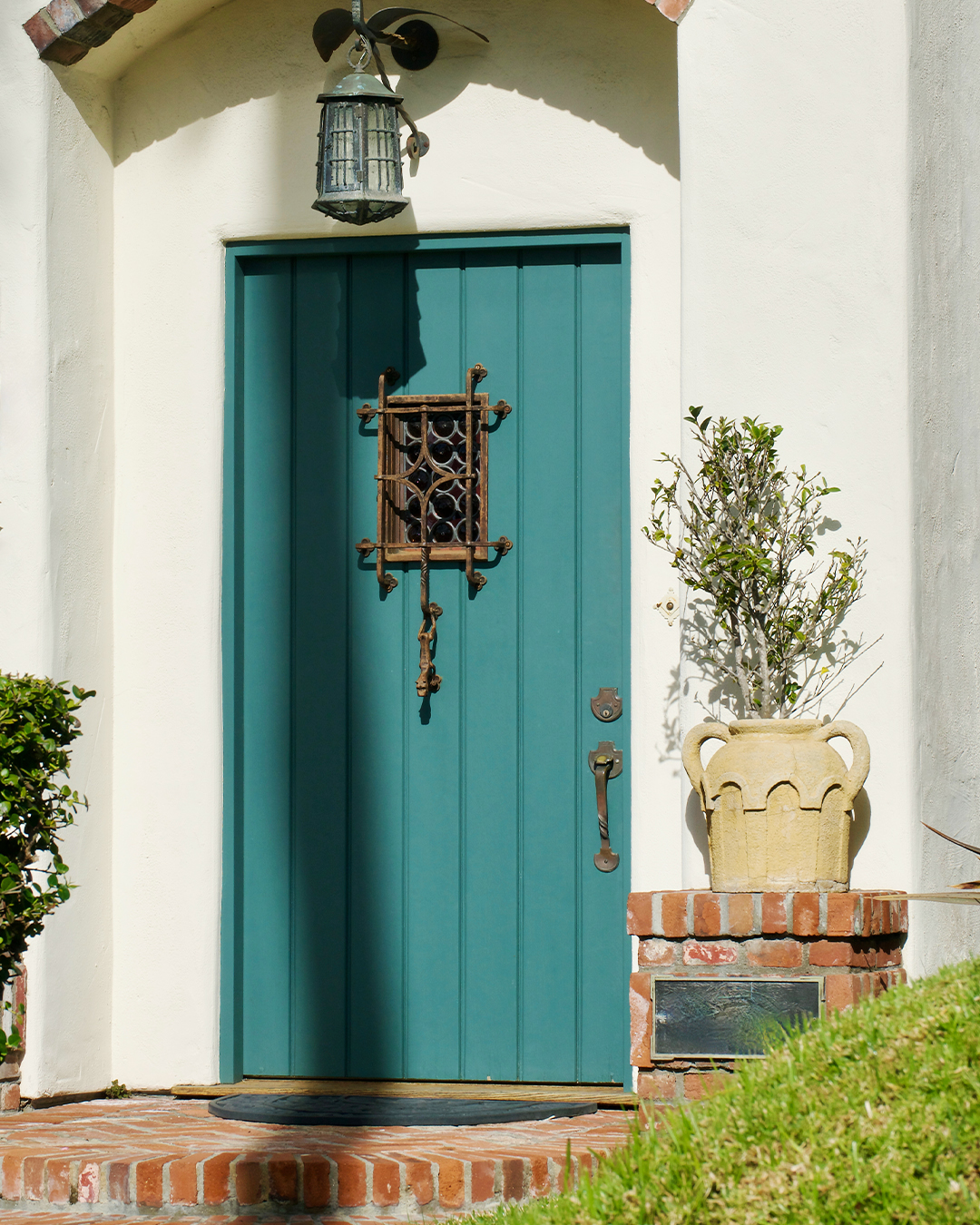 Famous Doors - Can you recognise these well known doorways?