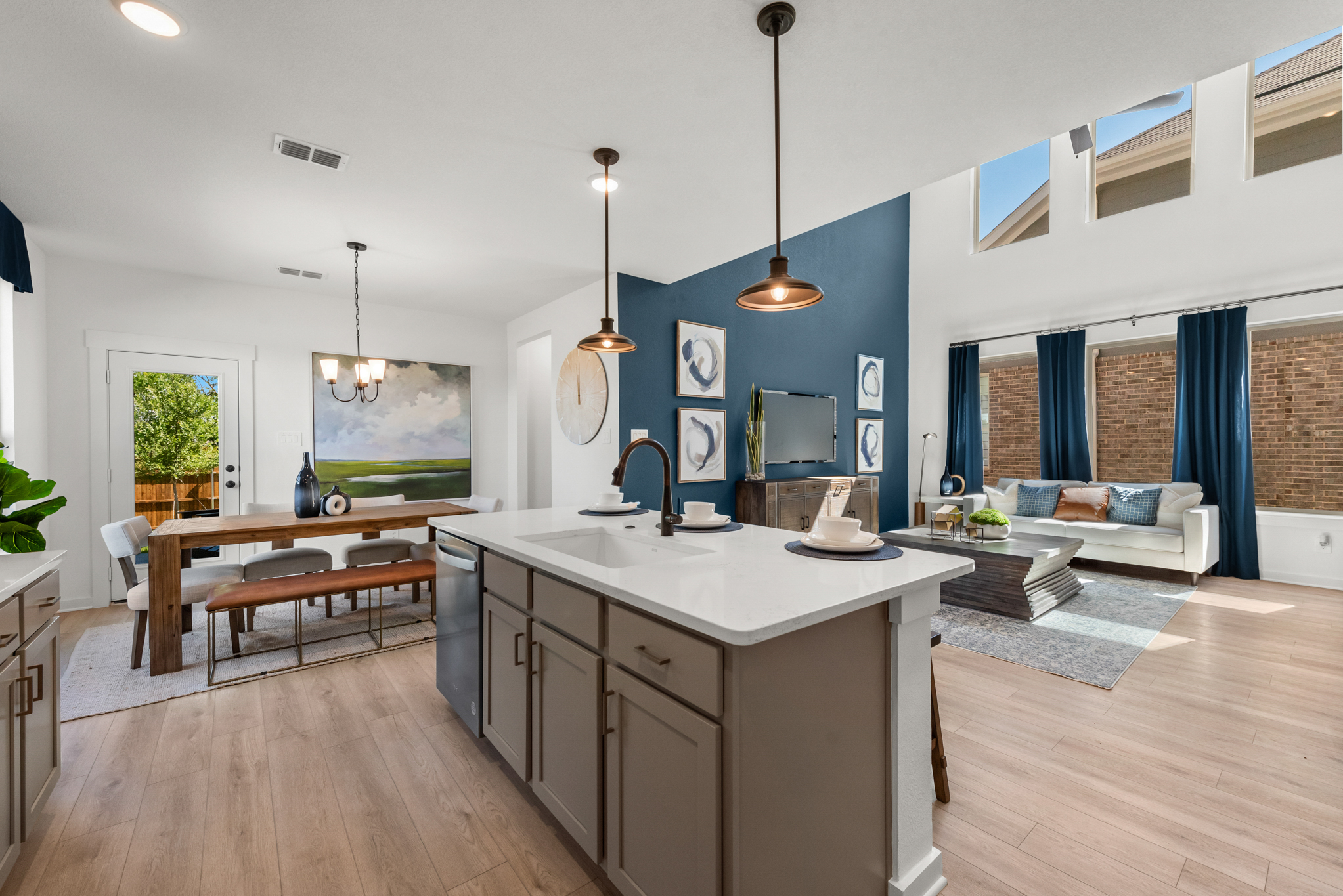 Keeneland Model Photos - Rayburn III