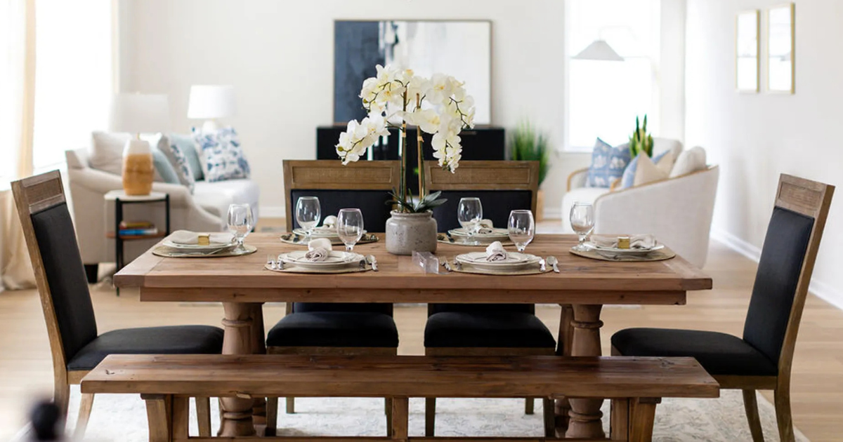 Image showing the dining area of the Camden Crossing model home in Savannah, GA.