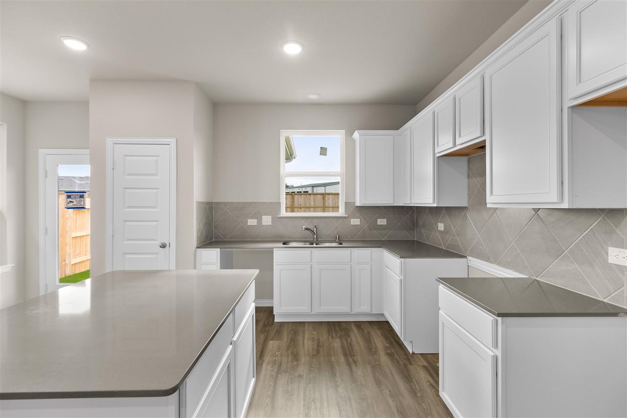 Birch II Floor Plan Representative Photos