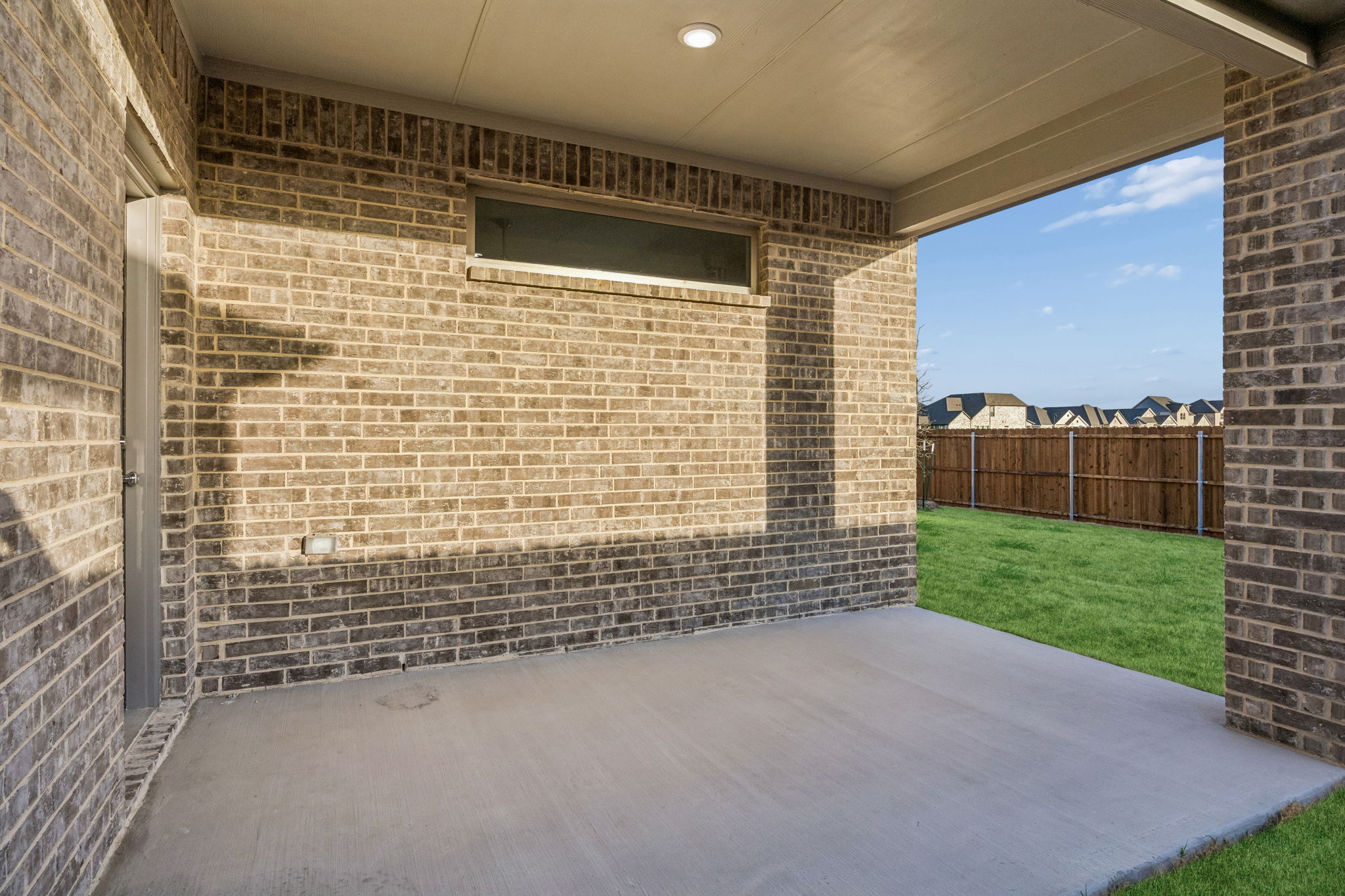 Wimbledon at 1114 Sundog Drive, Princeton, Texas: photo 2