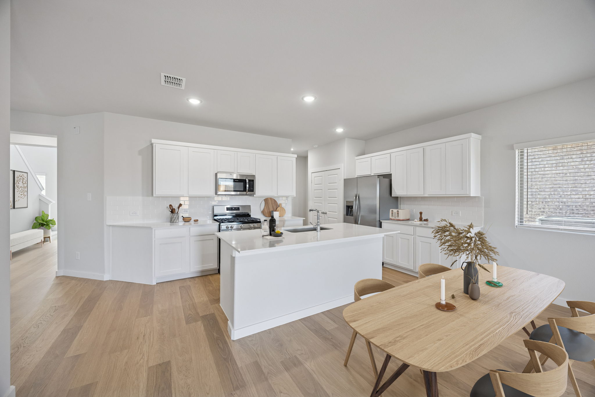 1863 Balfour Bend