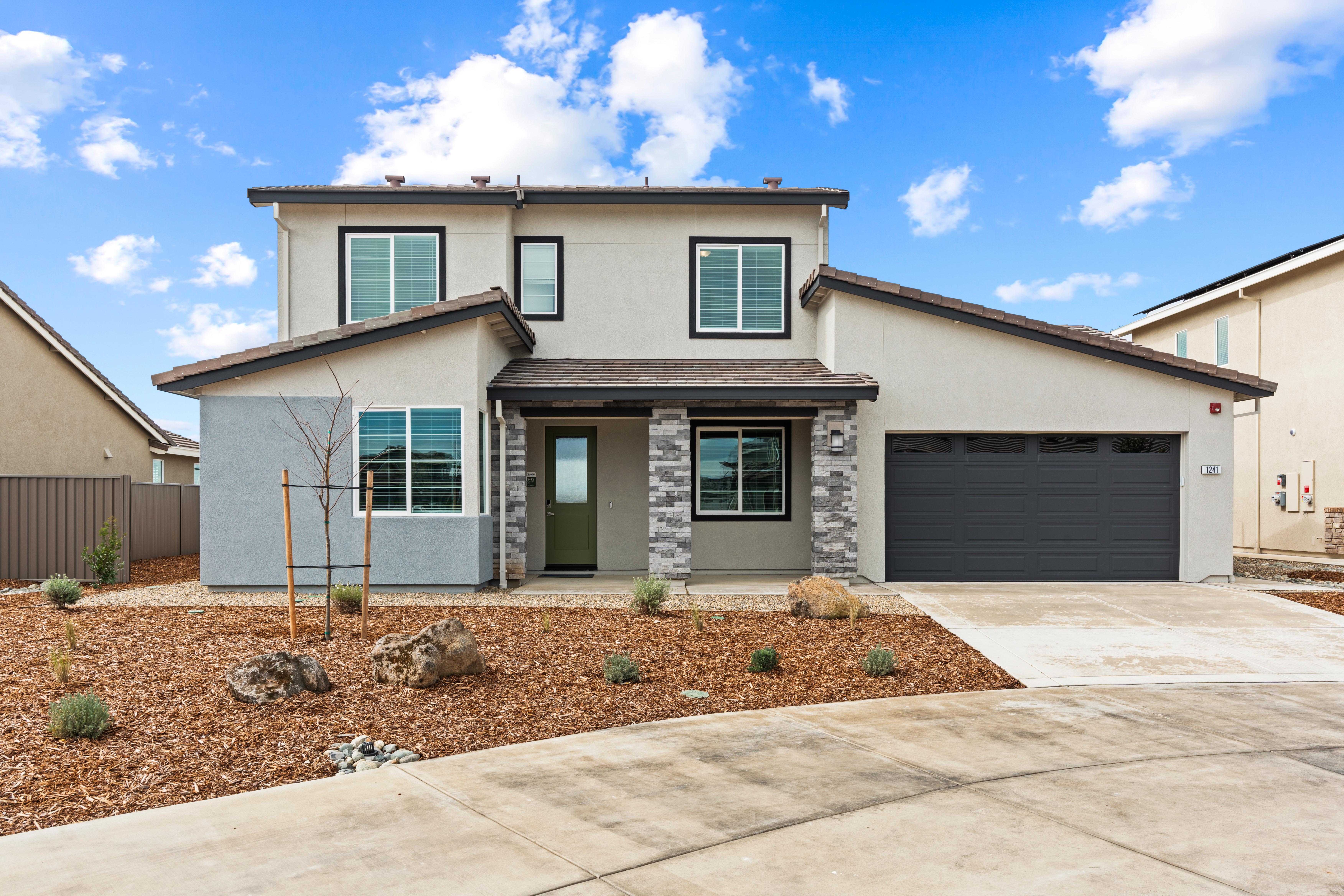 1265 Mccabe Circle