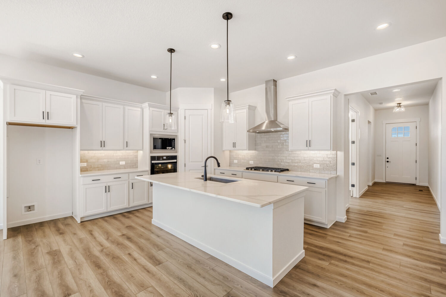 8777 San Diego - Kitchen. 8777 San Diego Way, Colorado Springs, CO