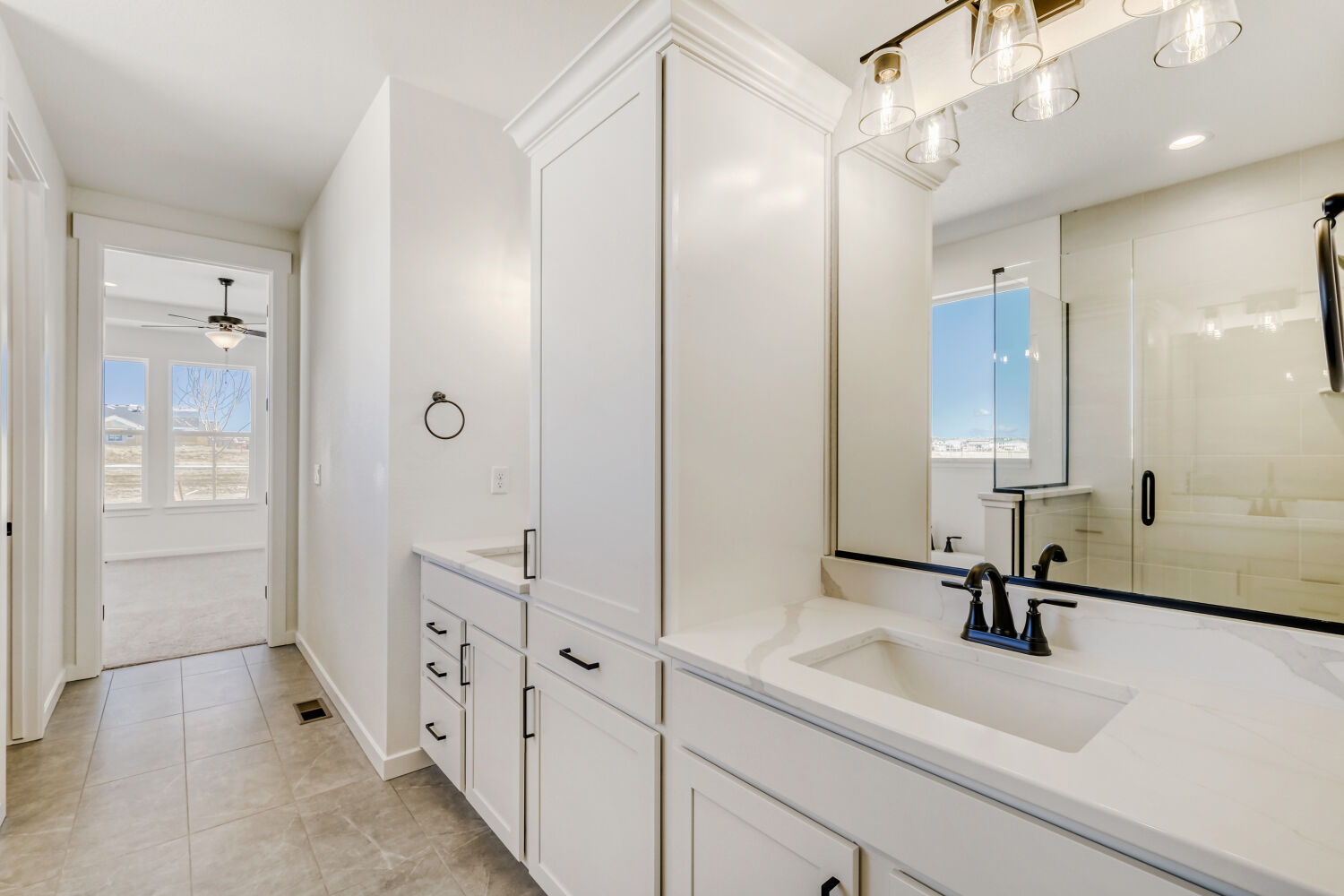 8777 San Diego - Primary Bathroom. 4br New Home in Colorado Springs, CO