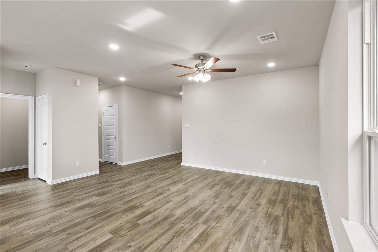 Birch II Floor Plan Representative Photos