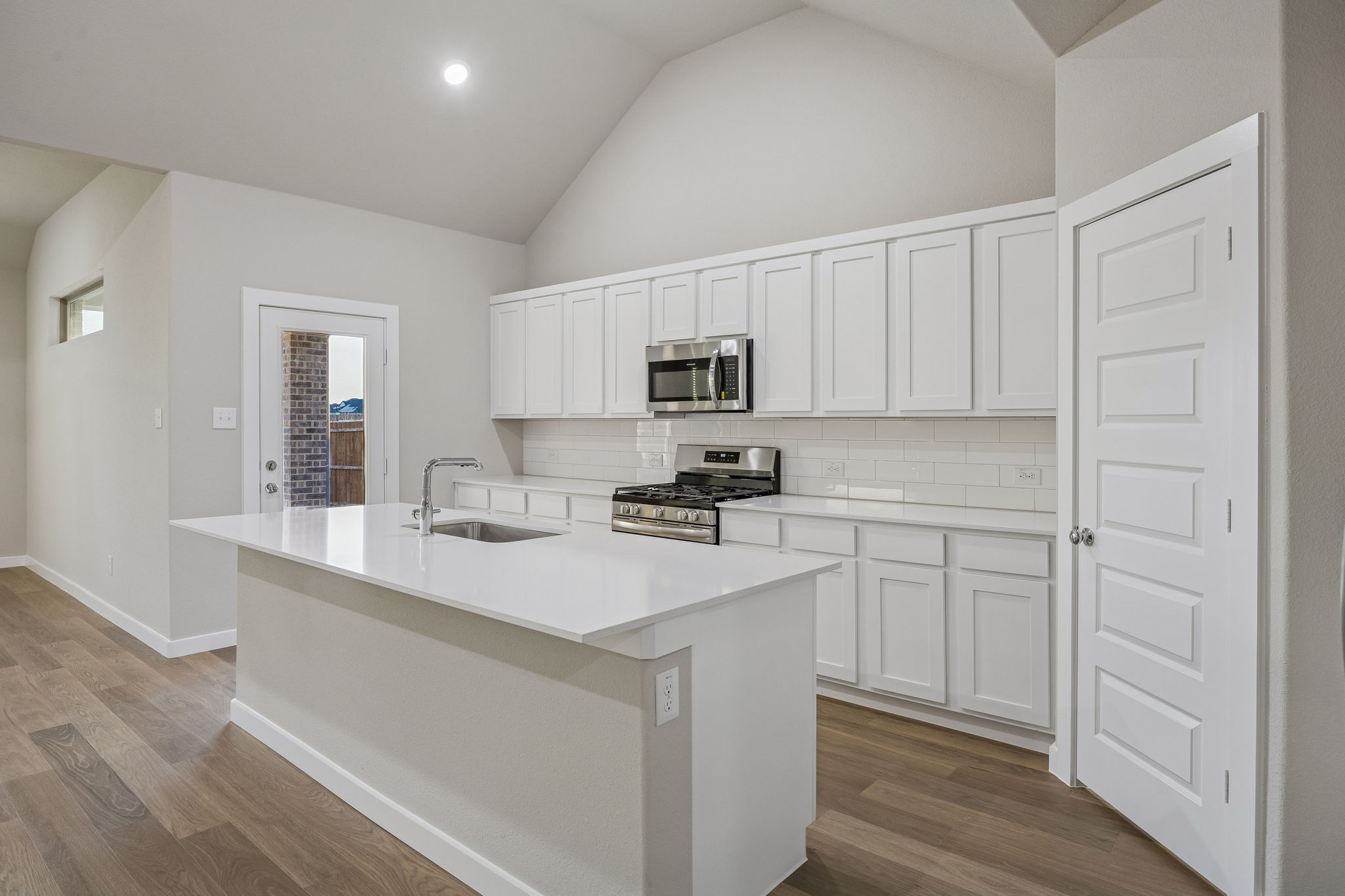 Wimbledon at 2800 Gecko Court, Princeton, Texas: photo 3