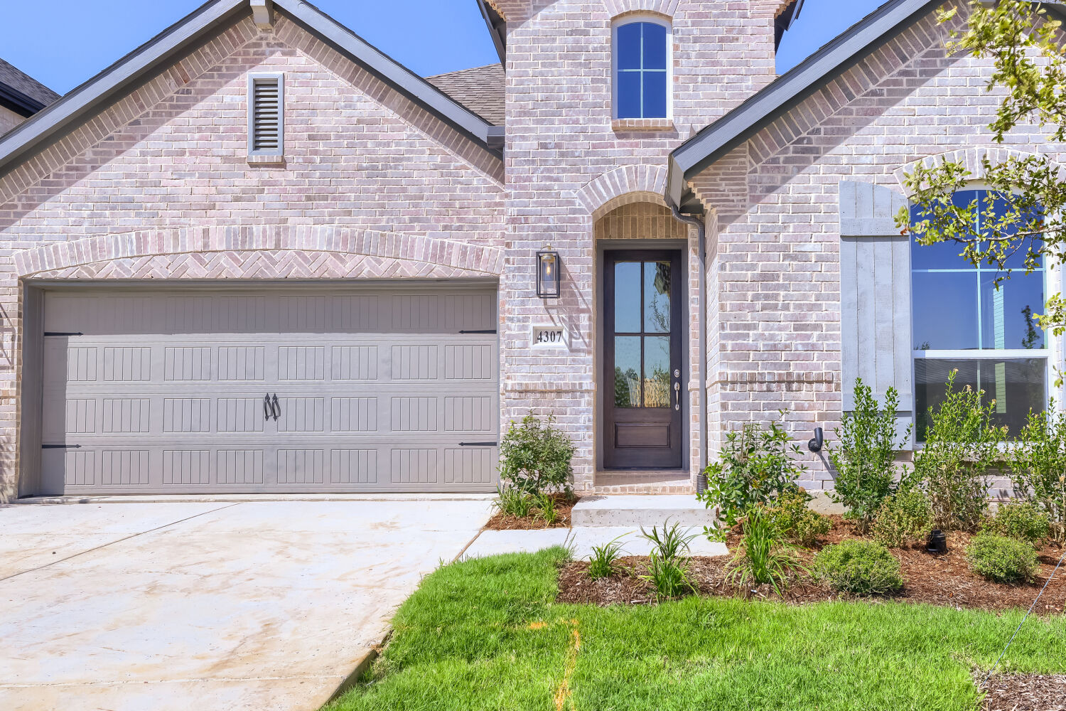 Plan 1577 at 4307 Azalea Trail, Oak Point, Texas: photo 3