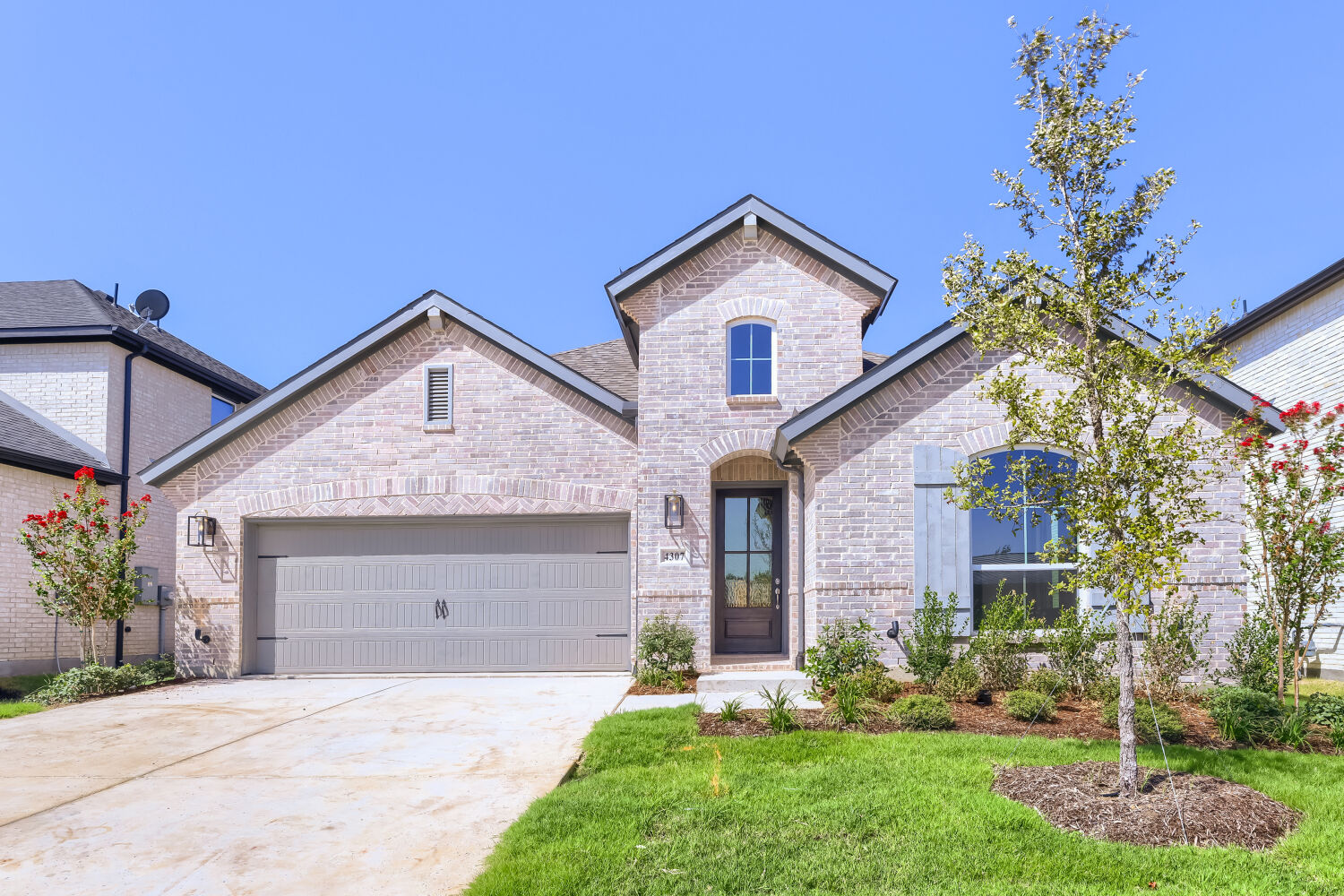 Plan 1577 at 4307 Azalea Trail, Oak Point, Texas