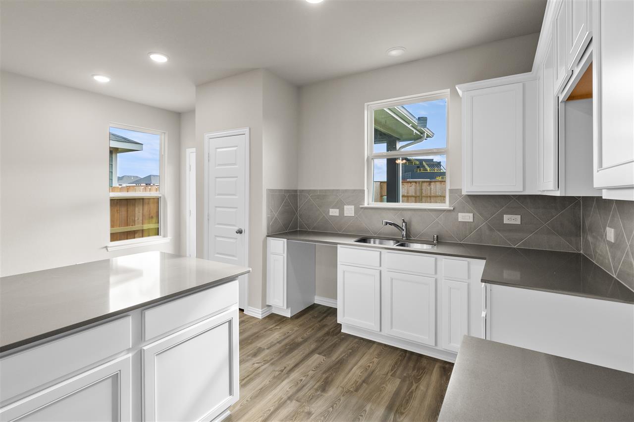 Birch II Floor Plan Representative Photos