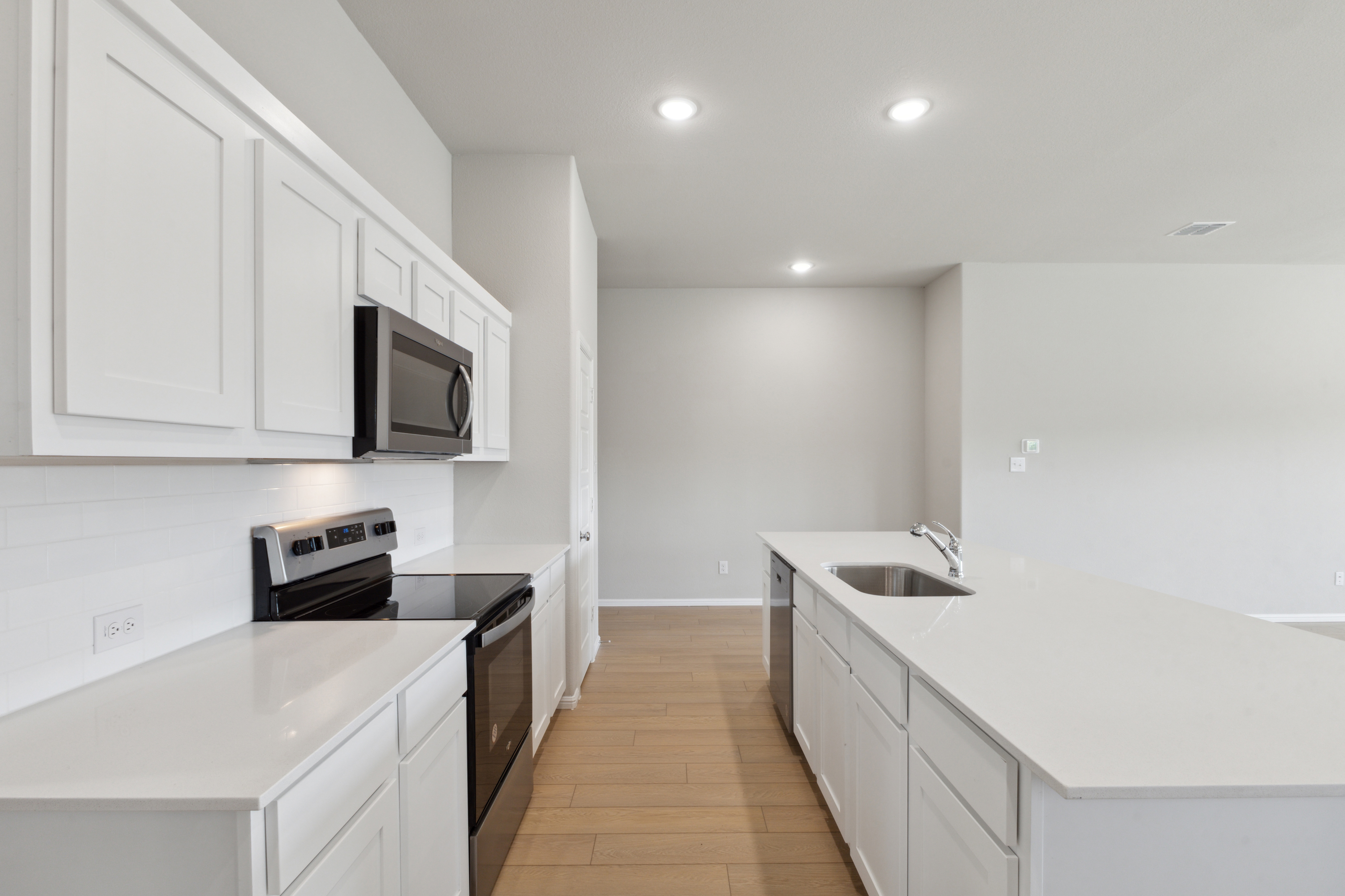 Diamond | Elevon at 293 Hope Orchards Drive, Lavon, Texas: photo 3