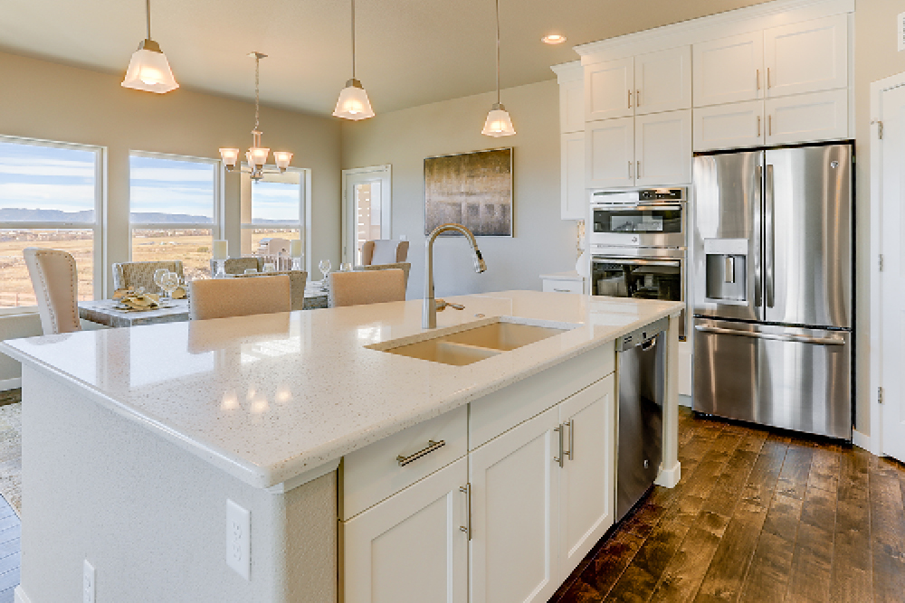 White Kitchen Photo