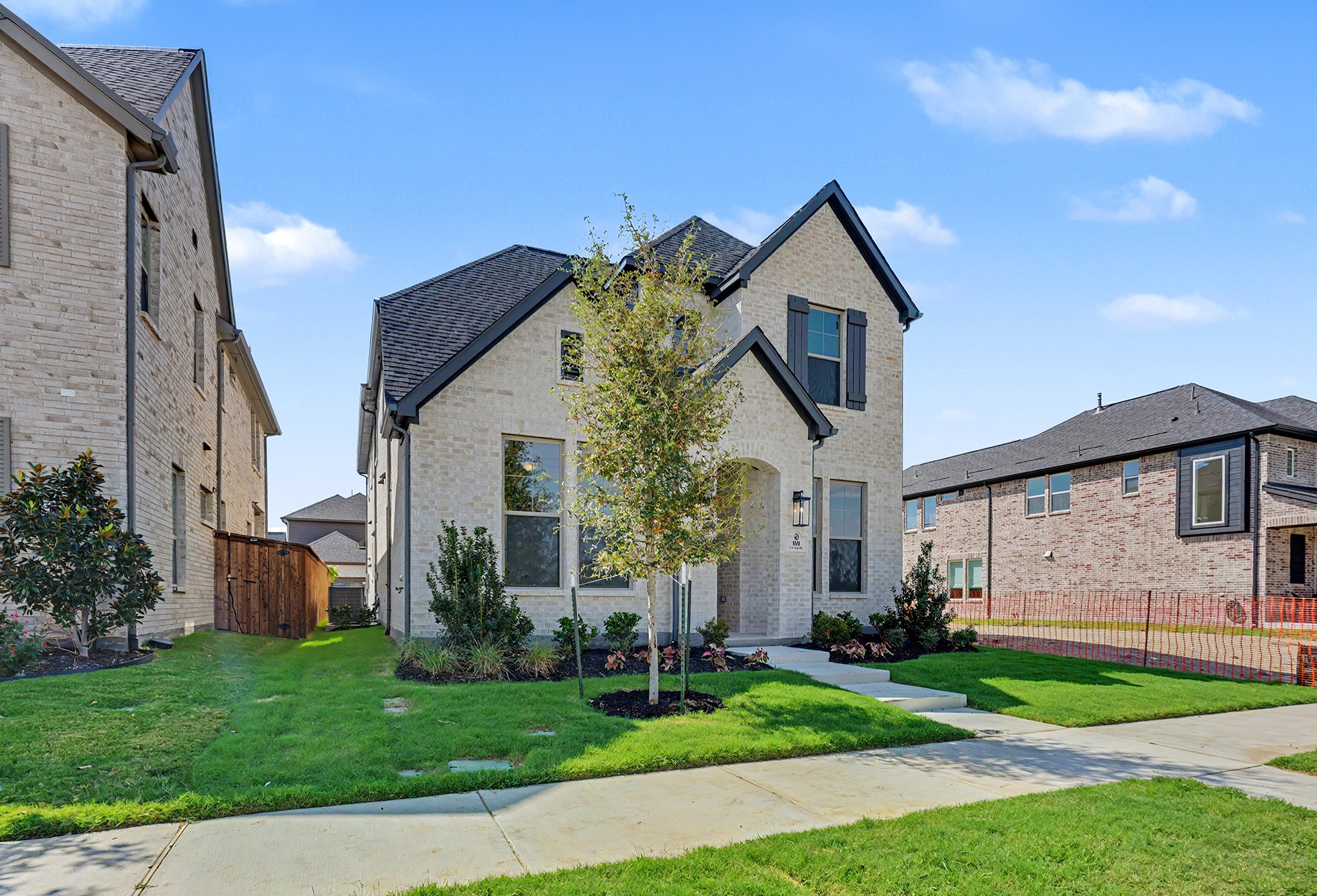 La Villa at 800 Caroline Drive, Celina, Texas: photo 3