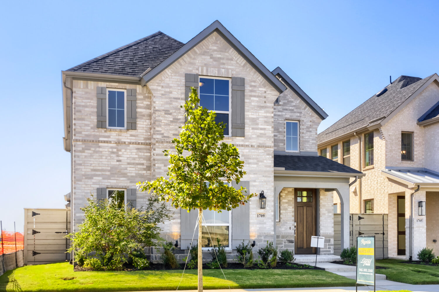 Plan 1460 at 1709 Clover Fern Drive, Celina, Texas: photo 2