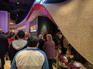 The opening day line. Passing bye and smelling without tasting - was probably the hardest thing we'll do this week. We're making plans to come back very soon!