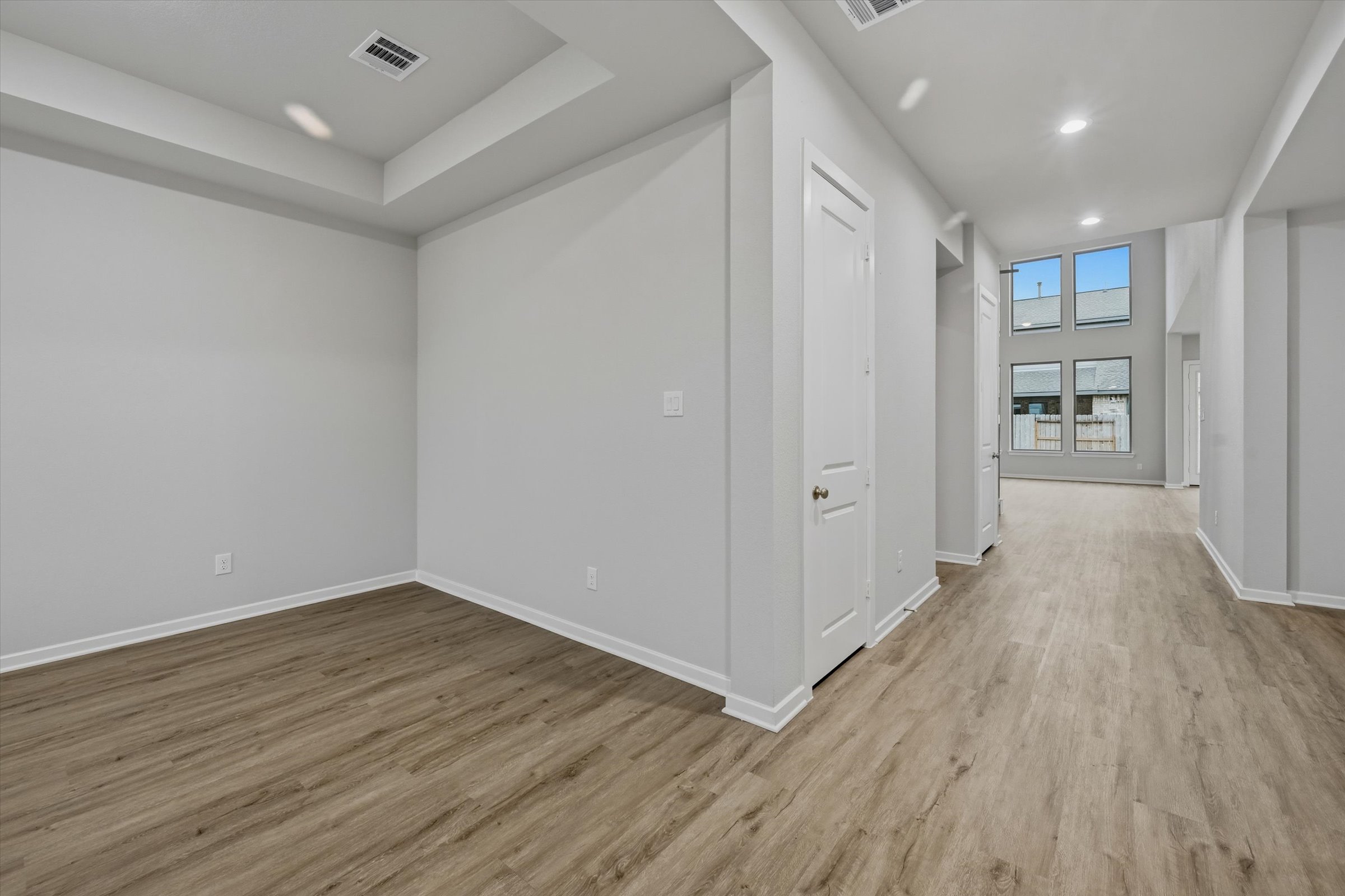 Home Photo 4