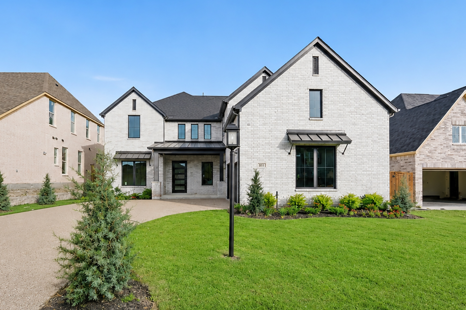 Conroe at 831 Huffines Boulevard, St. Paul, Texas: photo 2