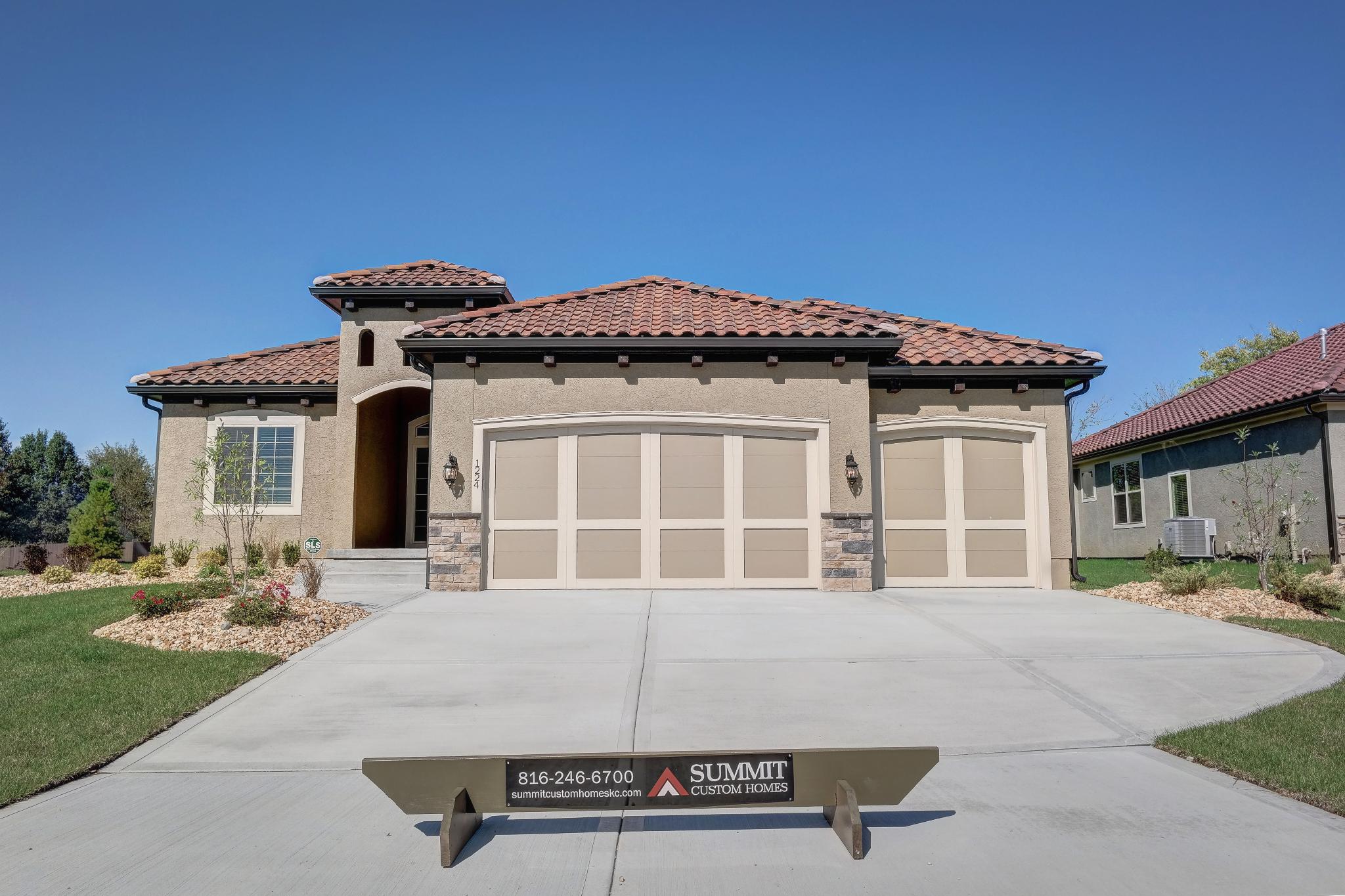 Photo Gallery Home Builder in KC Summit Homes KC