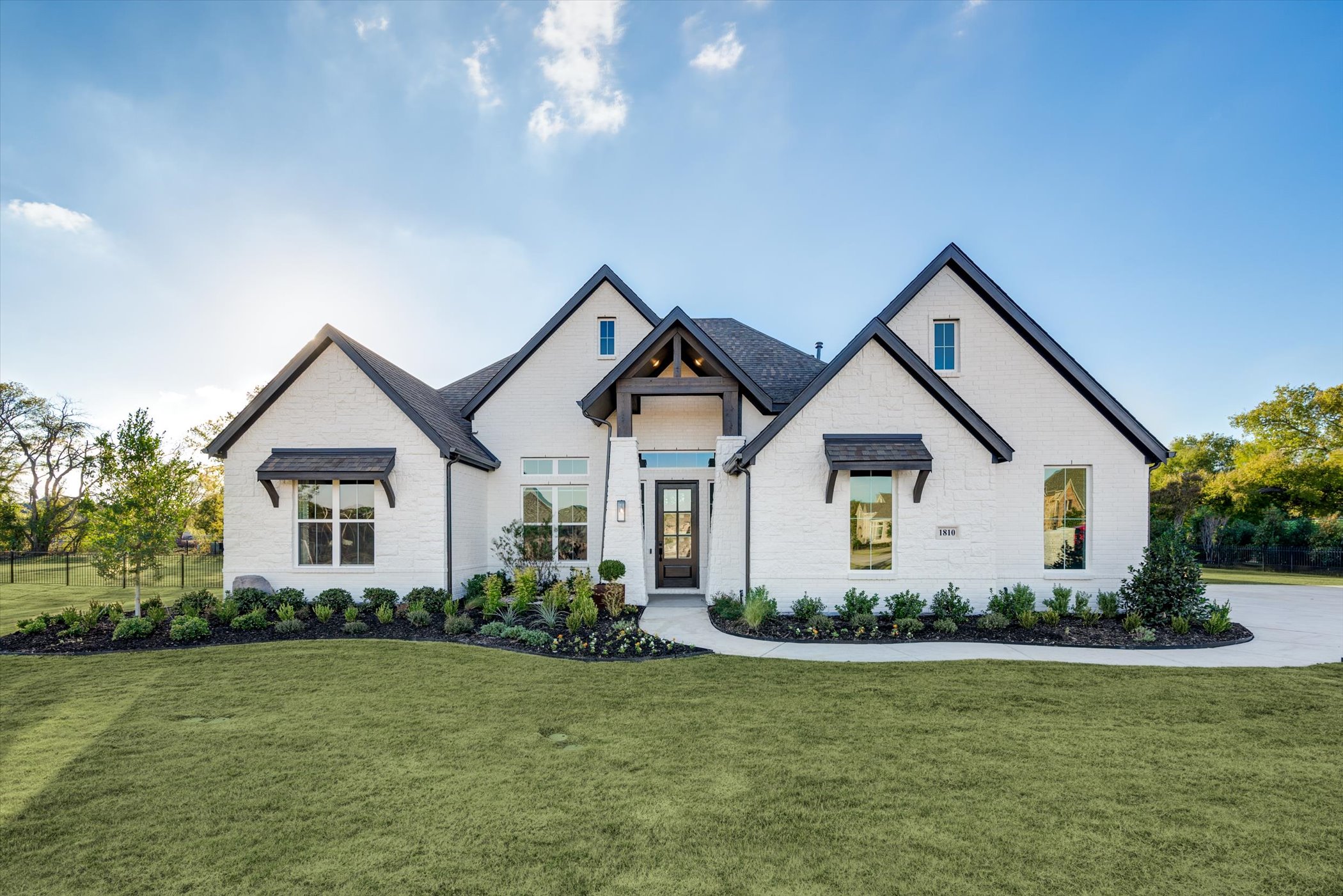 Luxury creekside community Lucas Texas