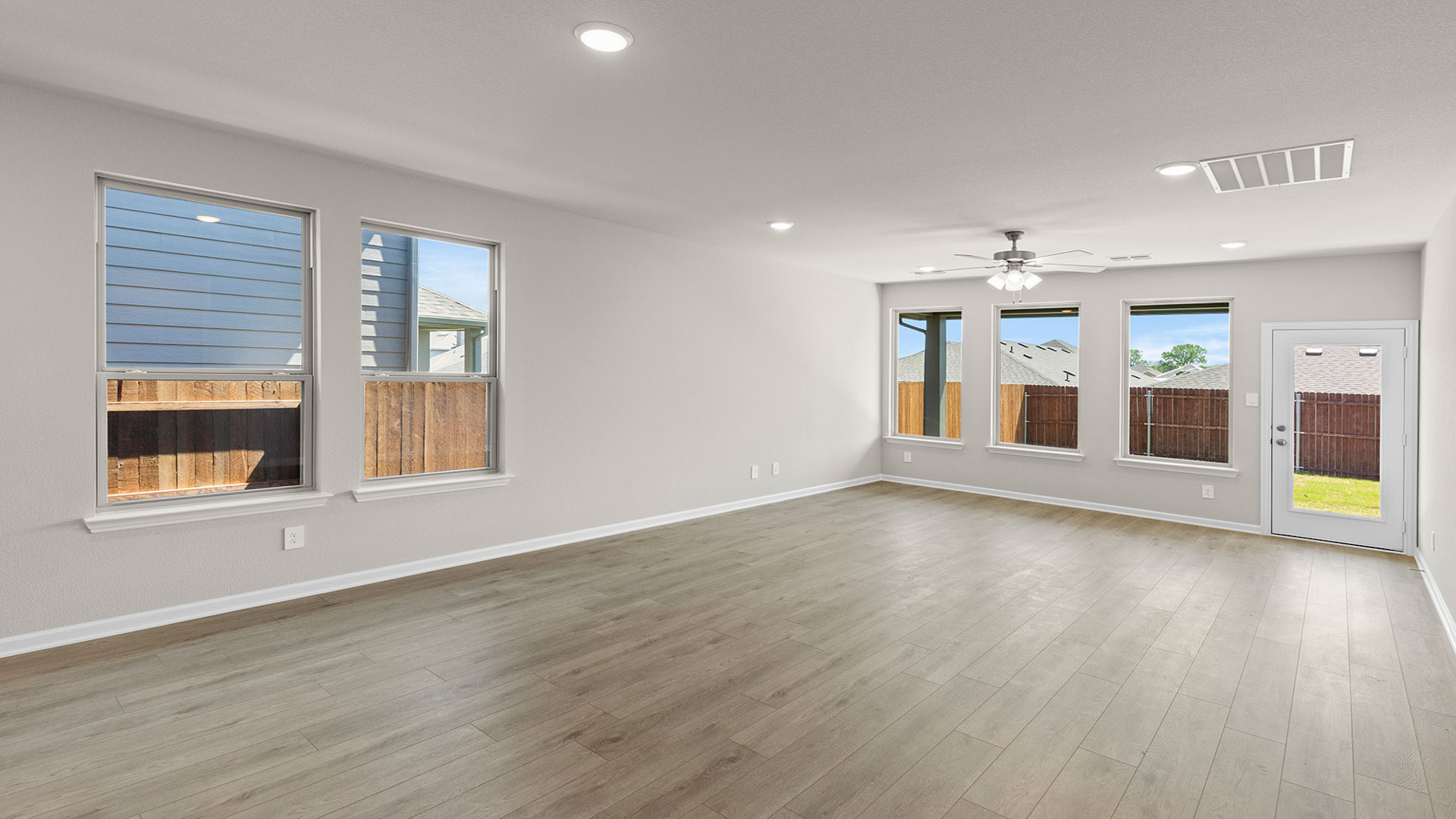 Holbrook II Representative Photography*