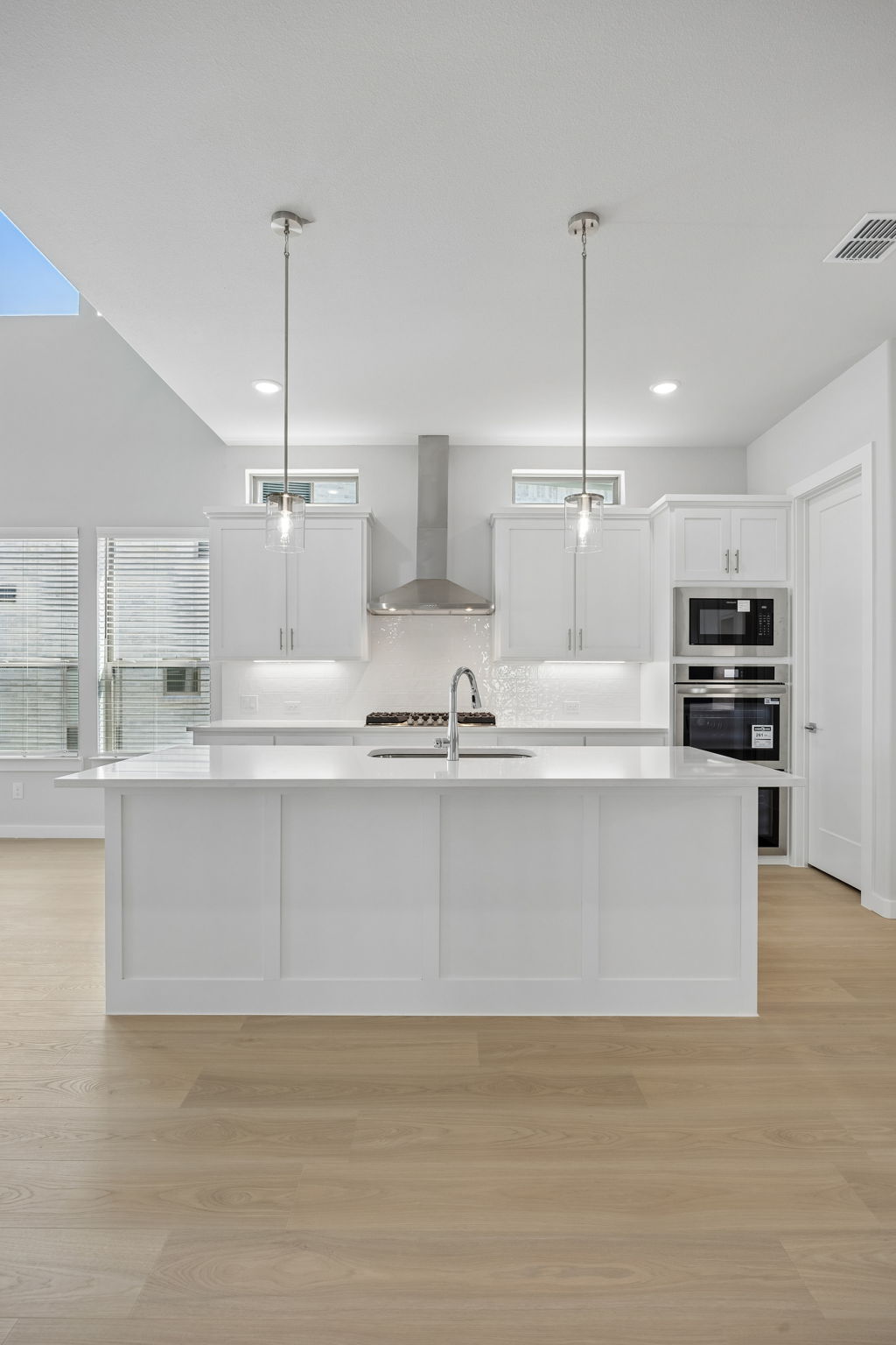 Monet II at 4725 Starlight Drive, McKinney, Texas: photo 3