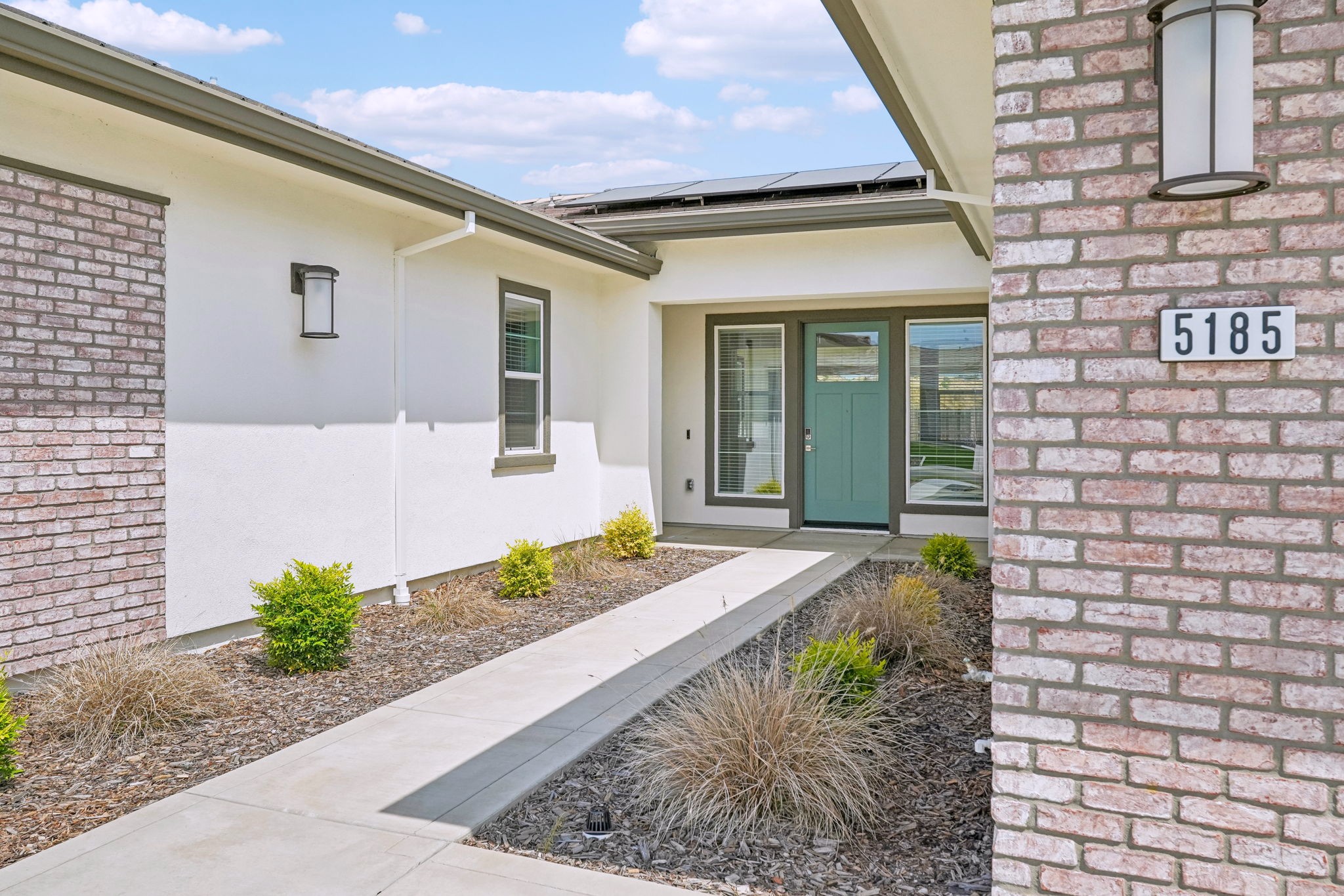 5185 Turnberry Drive