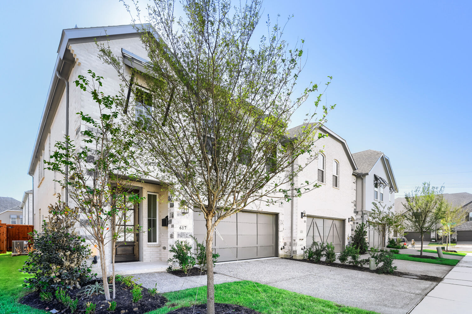 TH Building 8 Unit 1 W at 617 Damsel June St. - 6D, Lewisville, Texas: photo 2