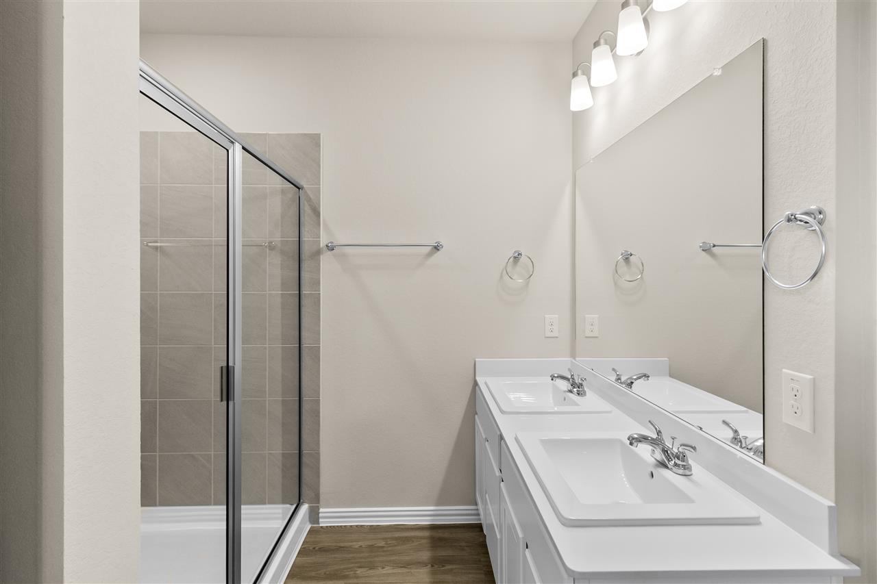 Birch II Floor Plan Representative Photos