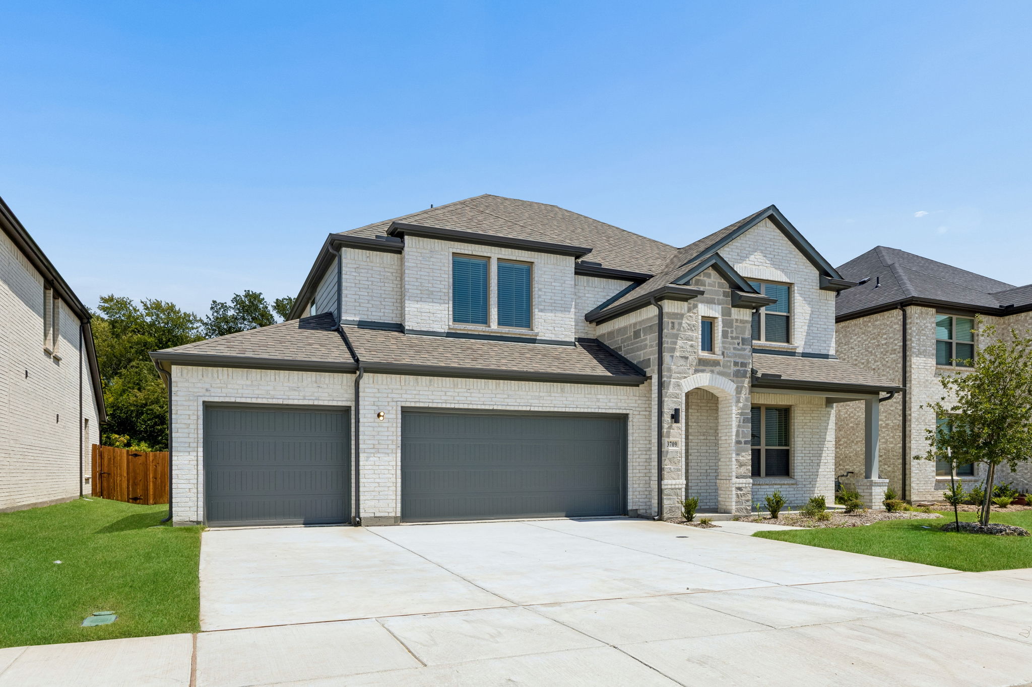 Masters | 3-Car Garage at 3709 Copperwood Drive, McKinney, Texas: photo 2