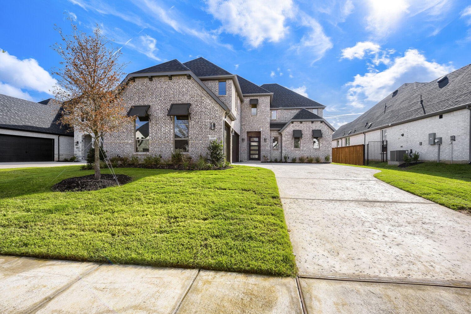 Plan 1644 at 1317 Naples Court, Keller, Texas: photo 1