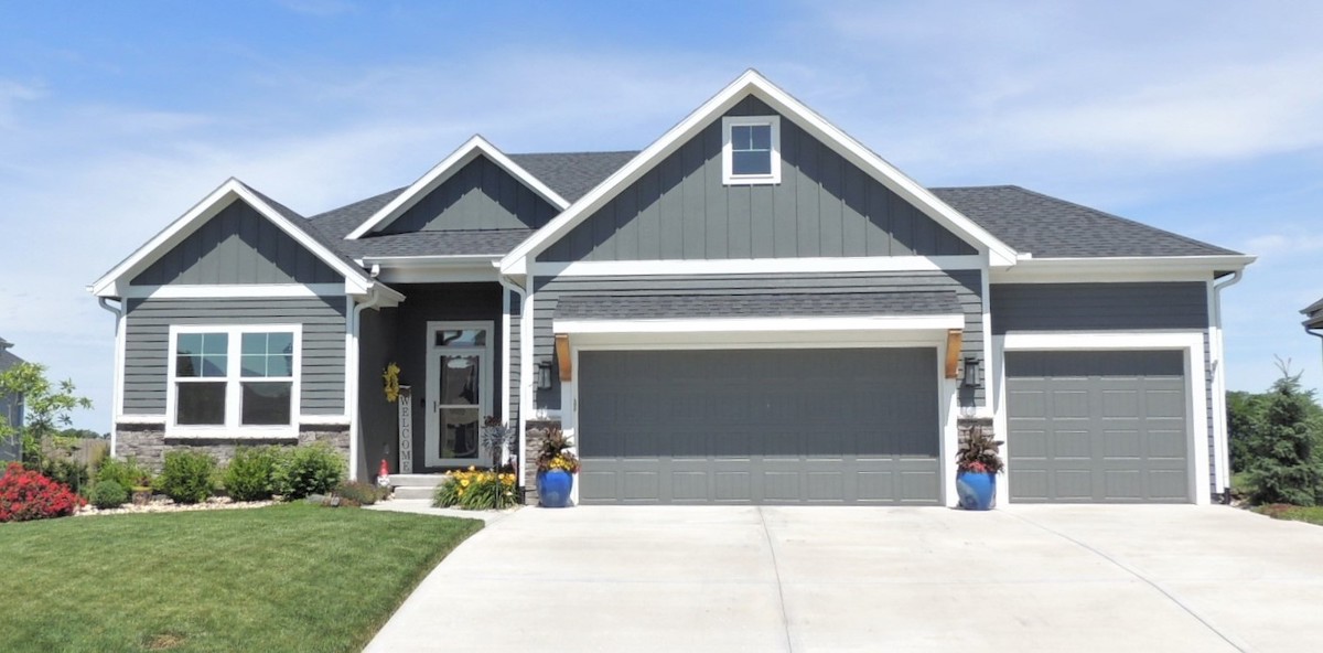 Exterior home image of a Symphany Farms home.