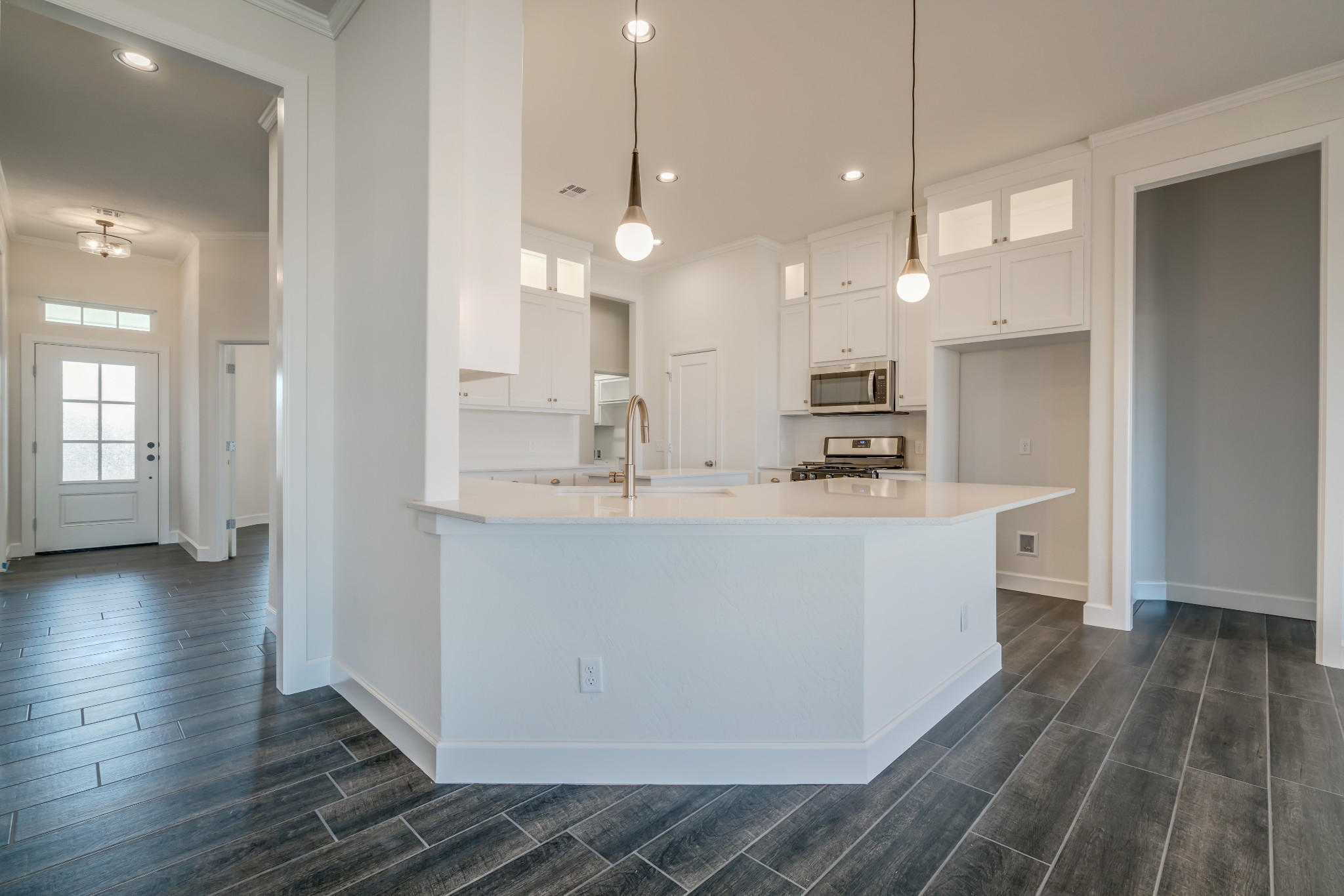 Venice 2152 OKC Custom Homes J.W. Mashburn Homes