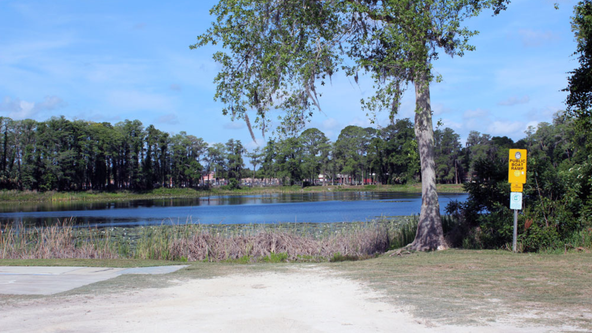 New homes in DeLand, FL near parks, lakes, downtown dining, and outdoor activities