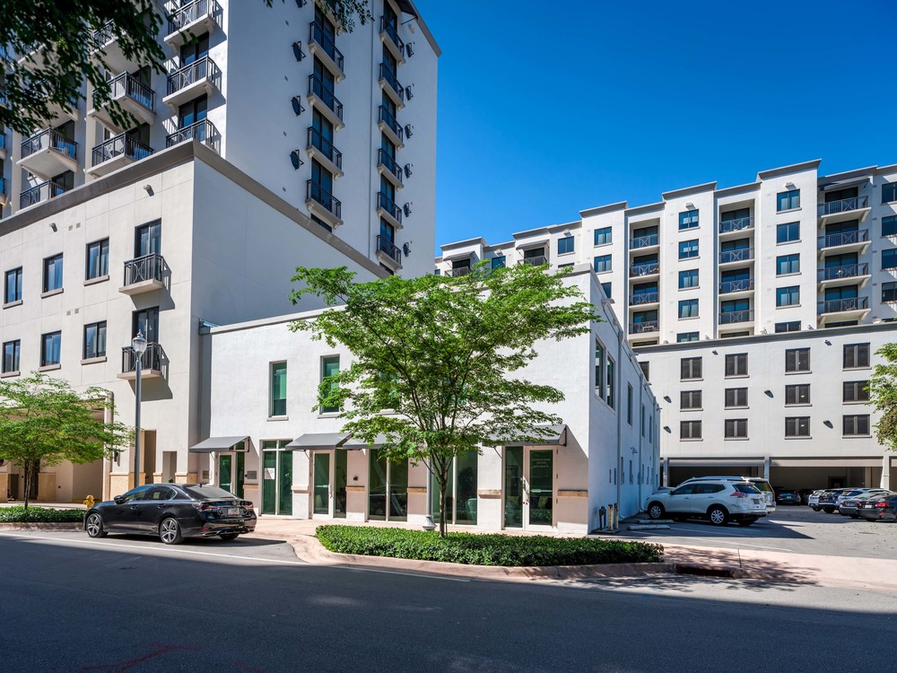 Michael T. Fay Professionals Avison Young Global