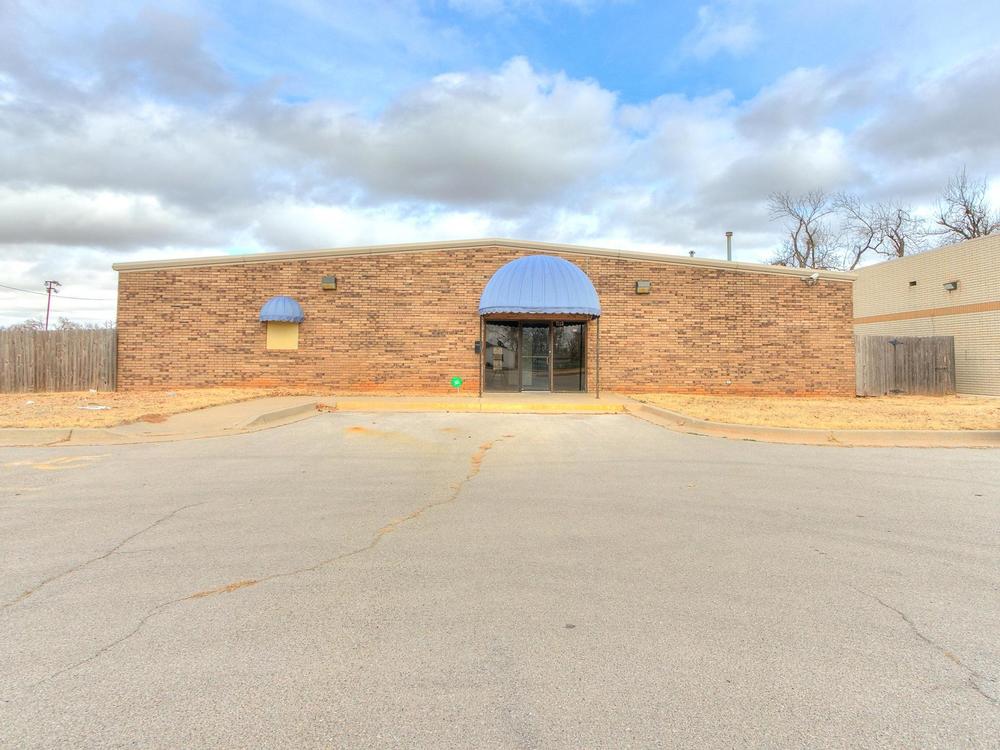 $11/sqft annual lease for Retail Build to Suit in Bethany OK