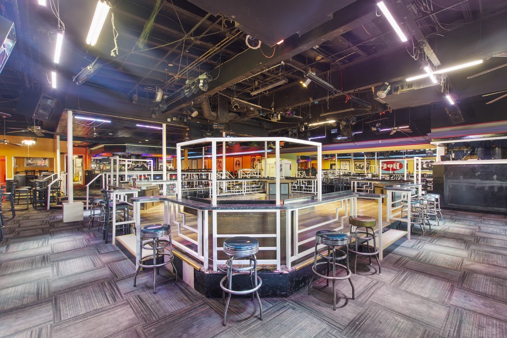 ICONIC WEBSTER NIGHTCLUB/RESTAURANT AND REAL ESTATE FOR SALE!   2