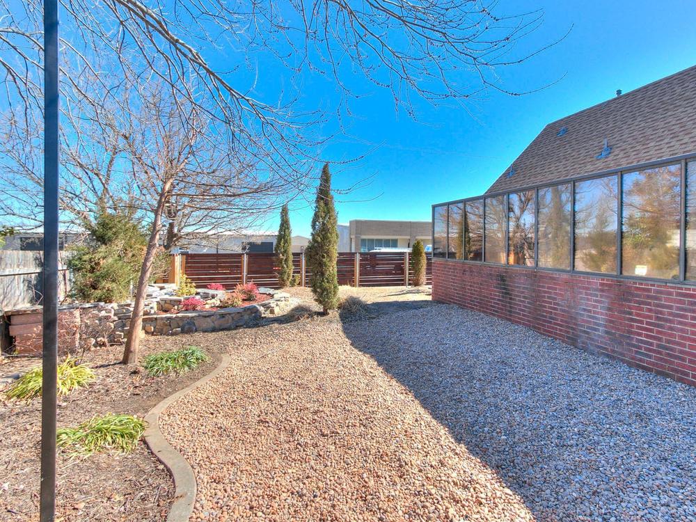 $9/sqft Office Lease Near Tinker AFB 5