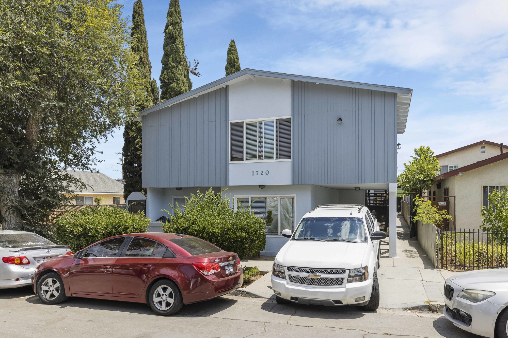 1720 Cerritos Ave thumbnail 3